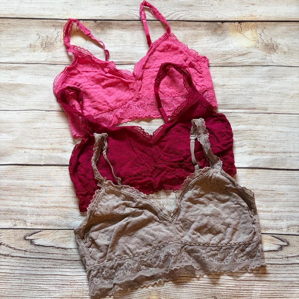 GapBody Lace Convertible Strap Bralette Bundle Women’s Medium Pink Red Grey